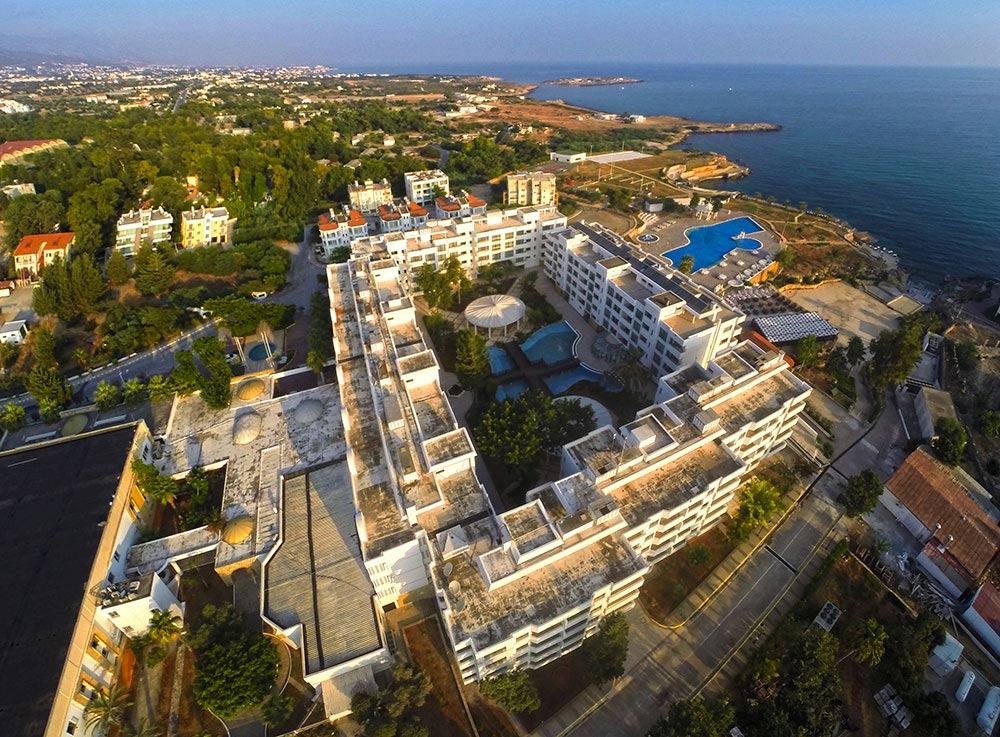 Отель Jasmine Court & Casino Кирения