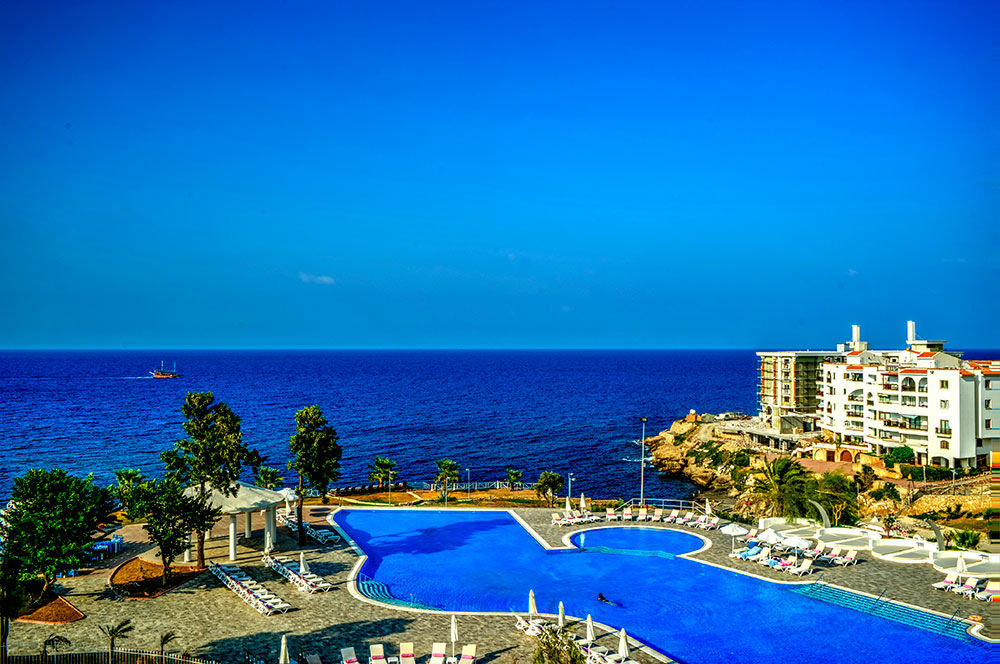 Отель Jasmine Court & Casino Кирения