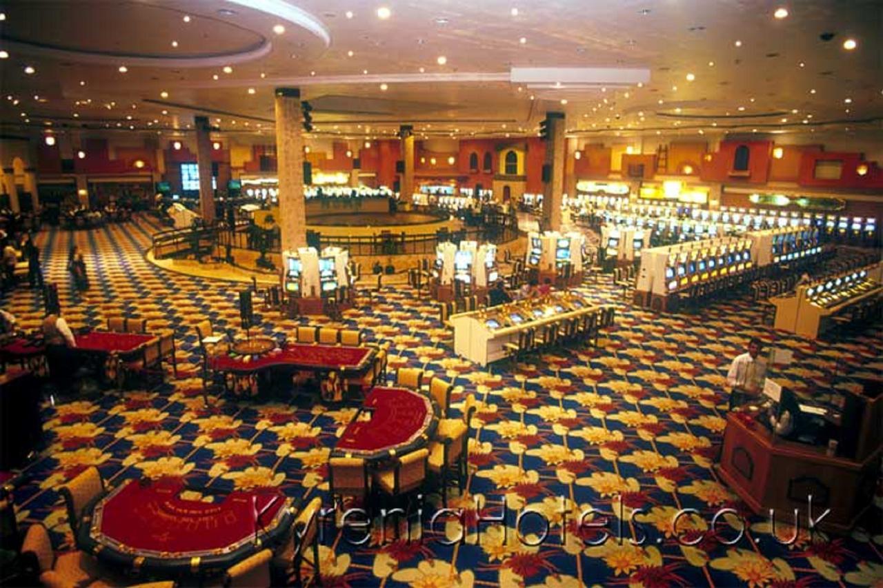 Jasmine Court & Casino Кирения